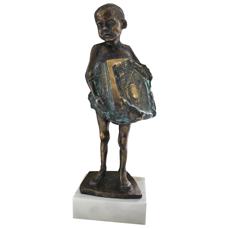 Portret de copil cu zmeu-sculptura-cristian-pentelescu