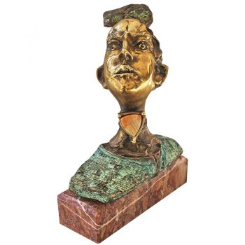 Portret cu medalion-sculptura-dorin-lupea